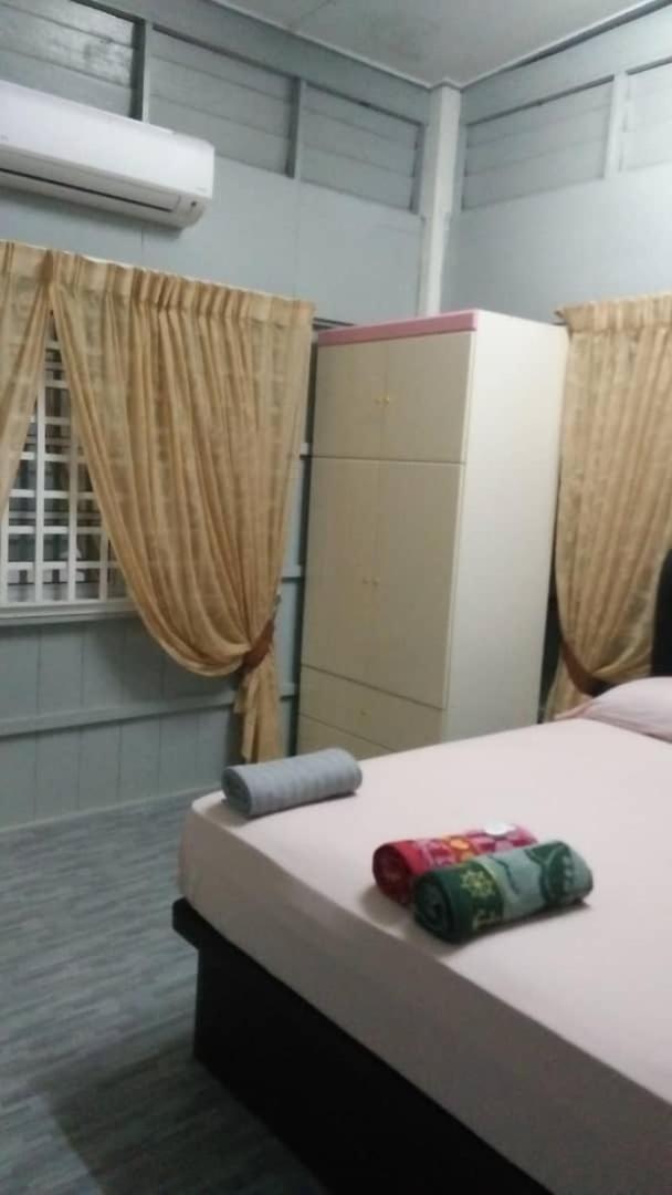 Ila Homestay Kuala Besut Jetty Zewnętrze zdjęcie